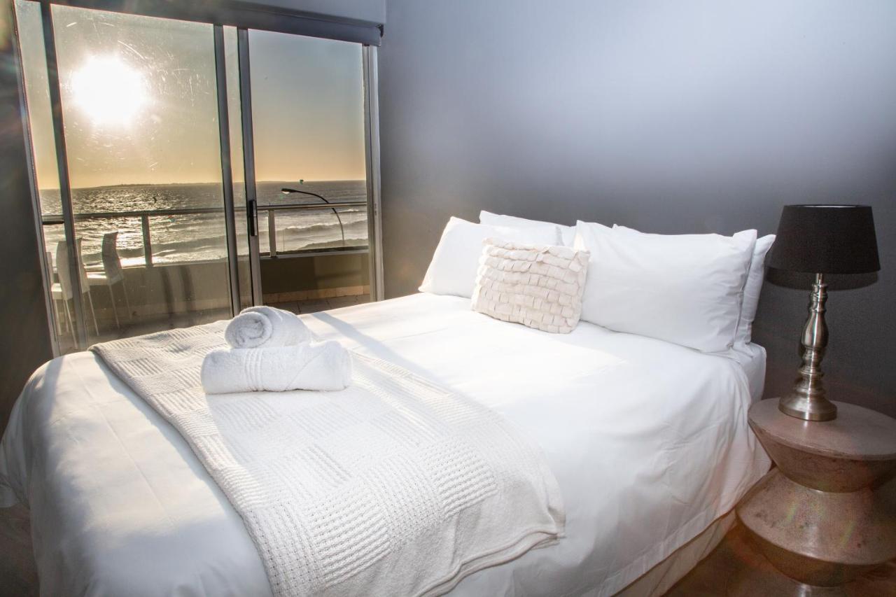 Spacious Luxury 3 Bedroom B401 Sea Spray * Cape Town